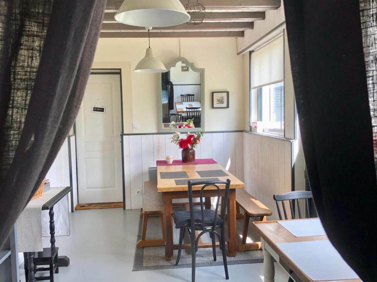 Bed and Breakfast Le Grenier Du Jardin Pontorson Exterior foto